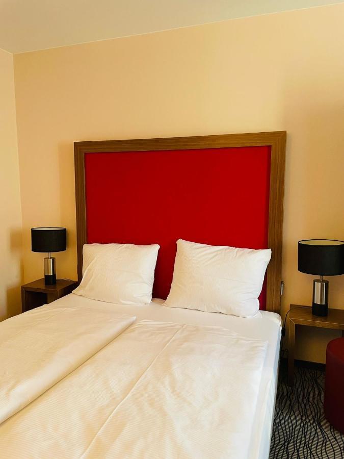 Point Hotel Apartments And Rooms 드레스덴 외부 사진
